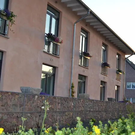 Campus Boardinghouse 4*