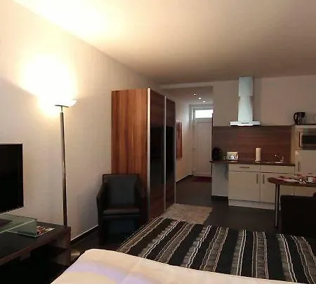 Campus Boardinghouse מלון דירות אאכן