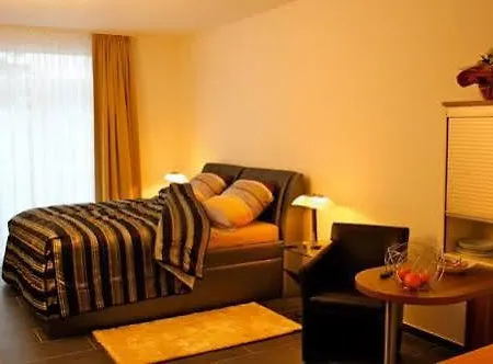 Campus Boardinghouse Hotel apartamentowy Akwizgran