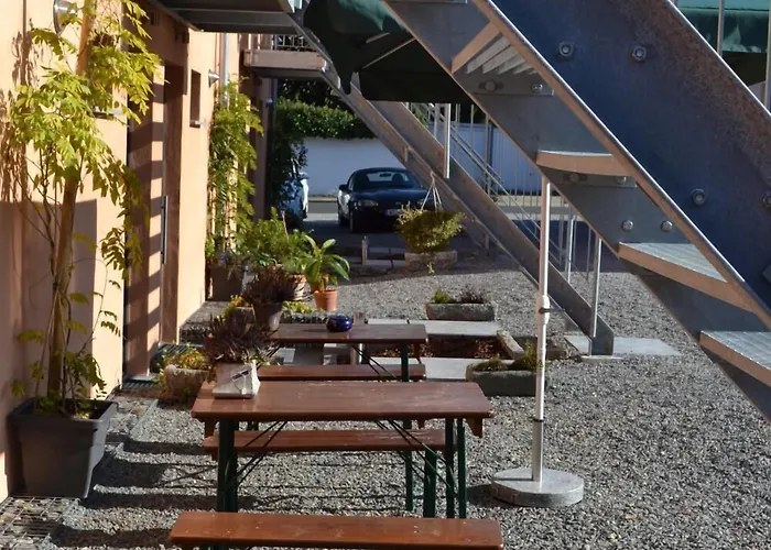 公寓式酒店 校园寄宿旅馆 4*