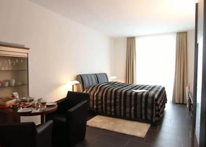 校园寄宿旅馆 4*