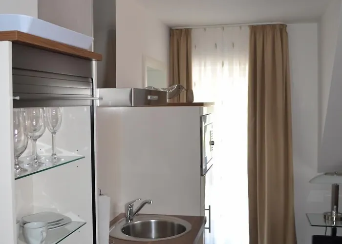 Campus Boardinghouse 4*