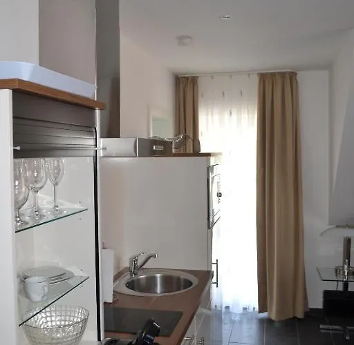 Campus Boardinghouse 4*